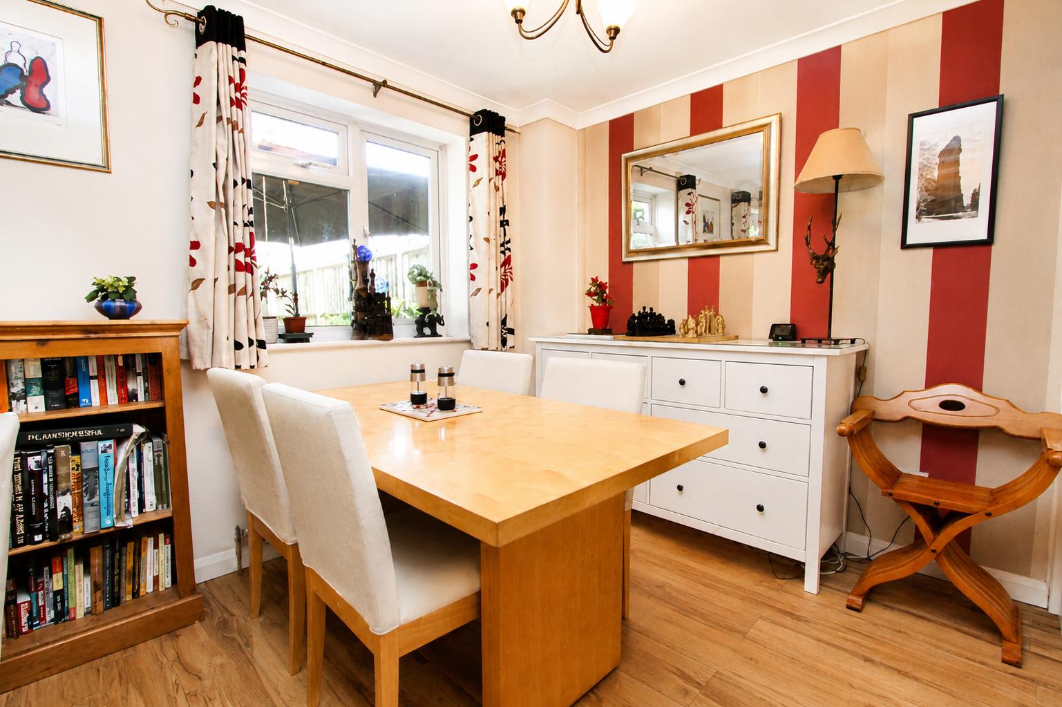 Groveside Close, Carshalton